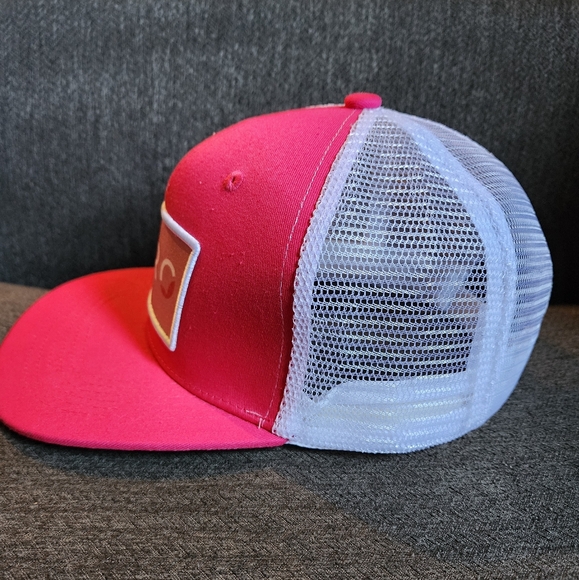 Airo Hat - Picture 4 of 5